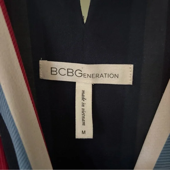 BCBGeneration Multicolor V-Neck Dress - Picture 4 of 8